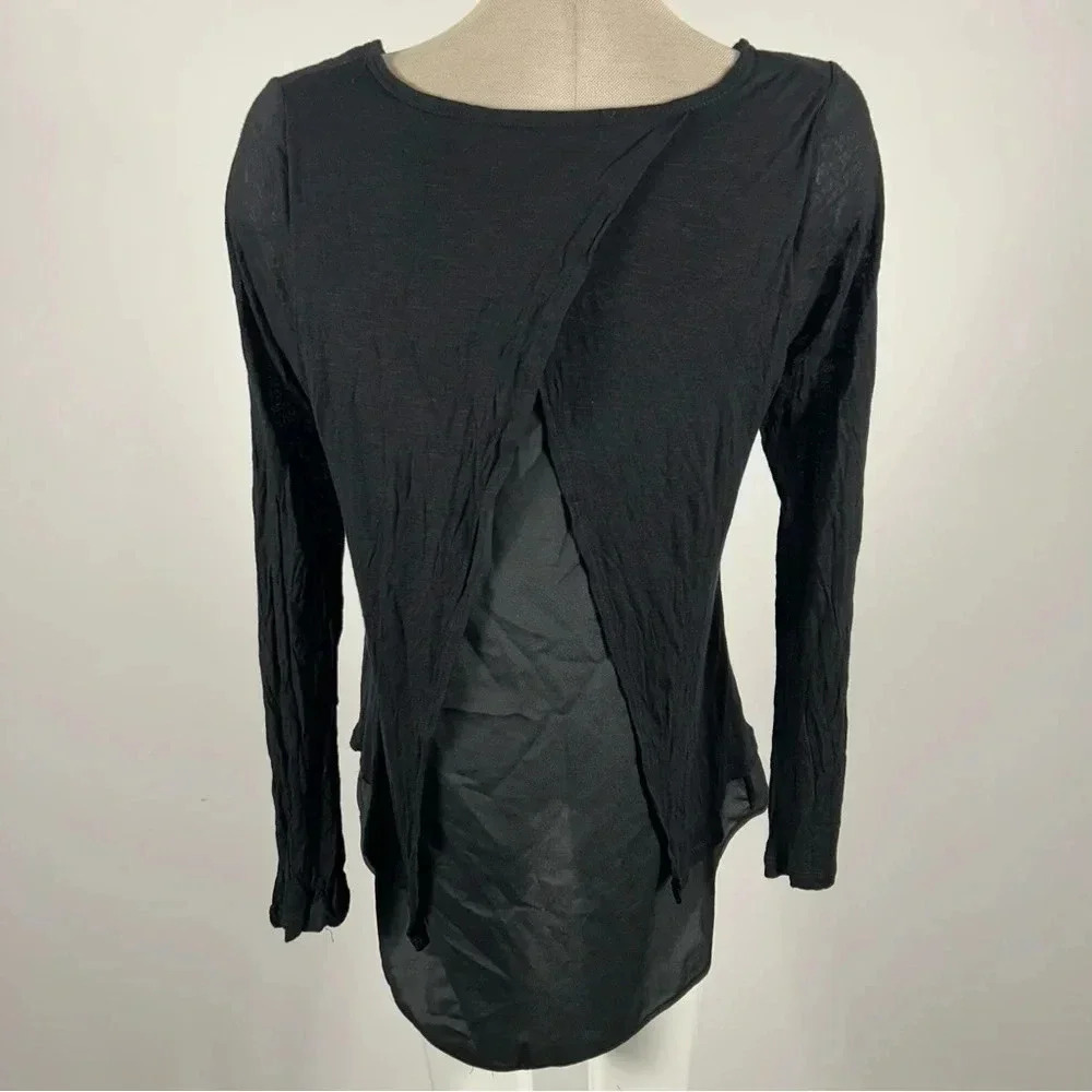 BCBGMaxAzria top M - Picture 5 of 11